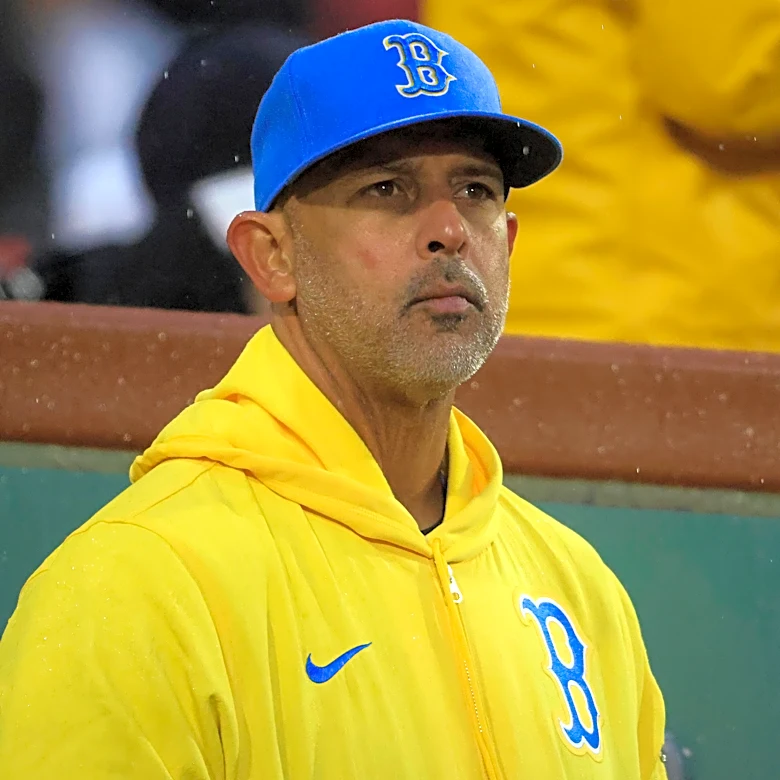 Red Sox News & Links: Alex Cora speaks