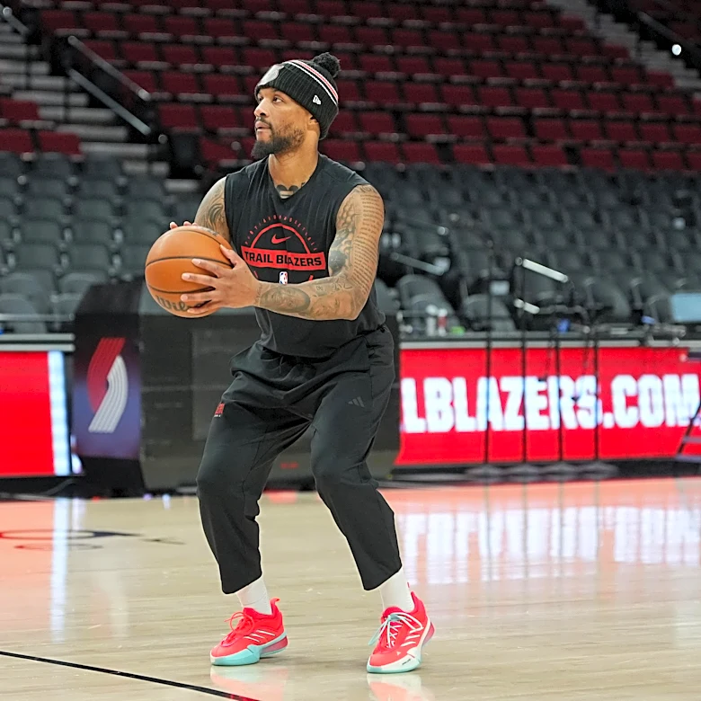 Watch Damian Lillard’s Summer Workout Video