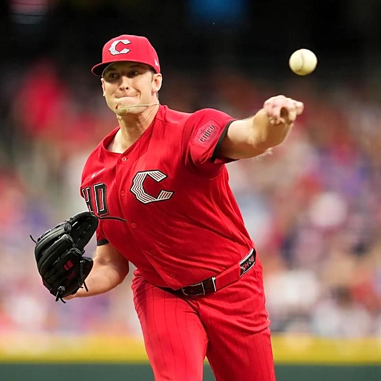 Cincinnati Reds vs. Chicago White Sox – Nick Lodolo vs. Sean Burke