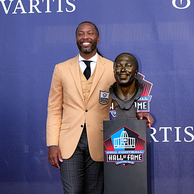 Arizona Cardinals will induct Larry Fitzgerald into Ring of Honor during Denver Broncos game