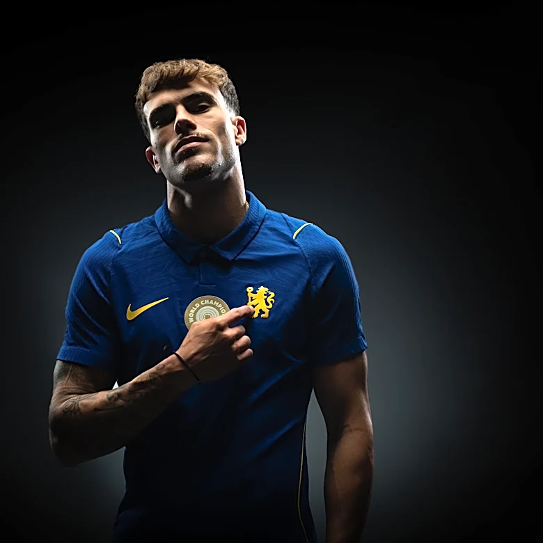 Official: Chelsea sign Pep Chavarría from Rayo Vallecano