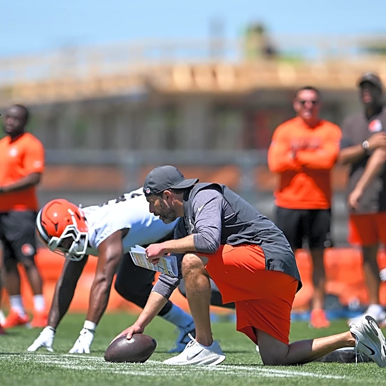 Cleveland Browns news: Players, not plays, make the world go round