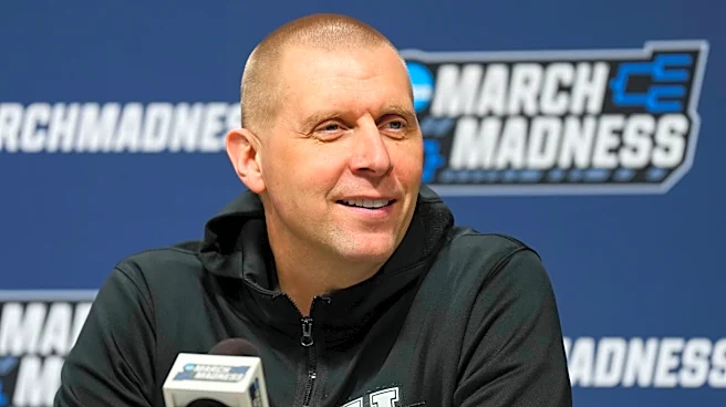 Kentucky Wildcats News: Mark Pope pushes back against traditional GM role