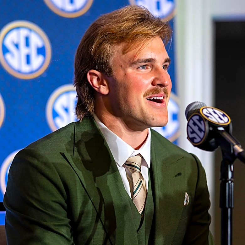Whit Weeks named to Wuerffel Trophy Watch List