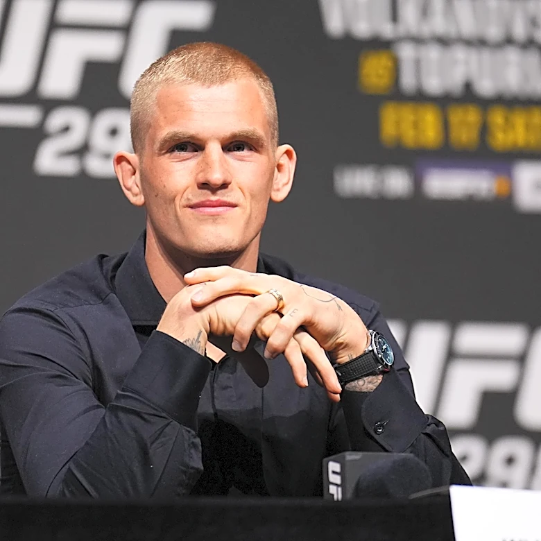 UFC 330 media day live stream