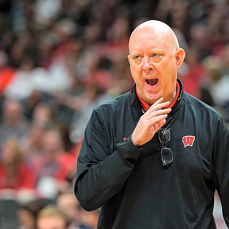 Badgers narrowly miss out on Top 5 of preseason poll