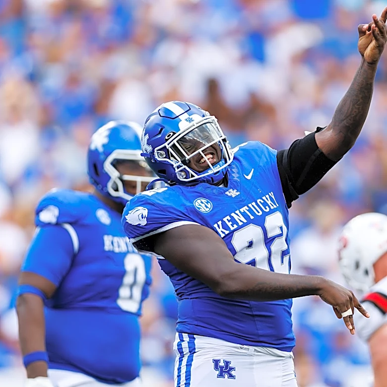 Saints sign DT Kahlil Saunders