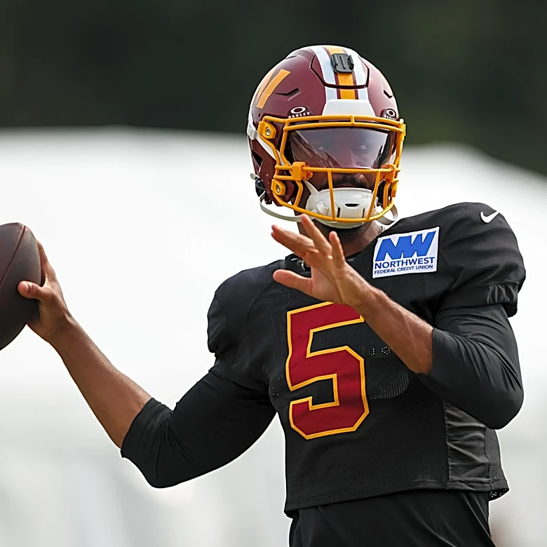 Commanders QB Jayden Daniels measured after excellent joint practice
