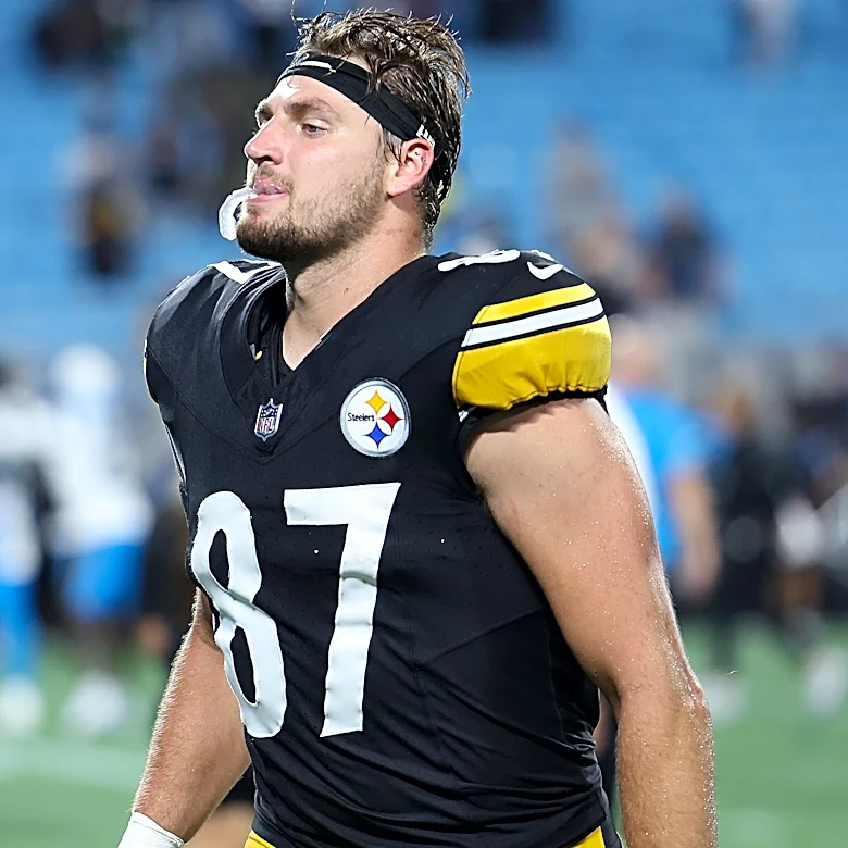 Seahawks kick the tires on a half dozen, including former Steelers TE