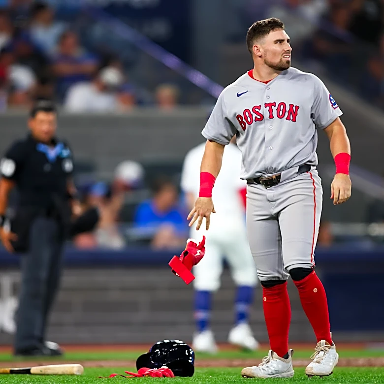 Red Sox allow ugly inning to lengthen losing streak