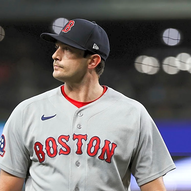 The Red Sox may need to place Garrett Whitlock on the IL