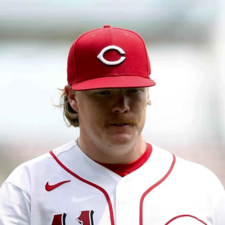 Cincinnati Reds vs. Chicago White Sox – Andrew Abbott vs. Davis Martin