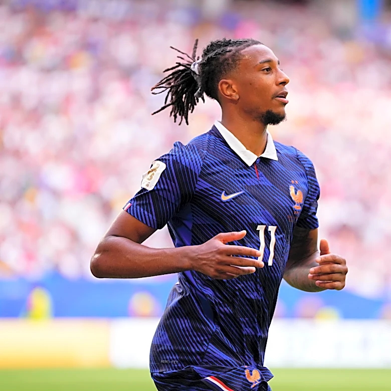 Pundit thinks Bayern Munich’s Michael Olise will eventually break transfer fee record