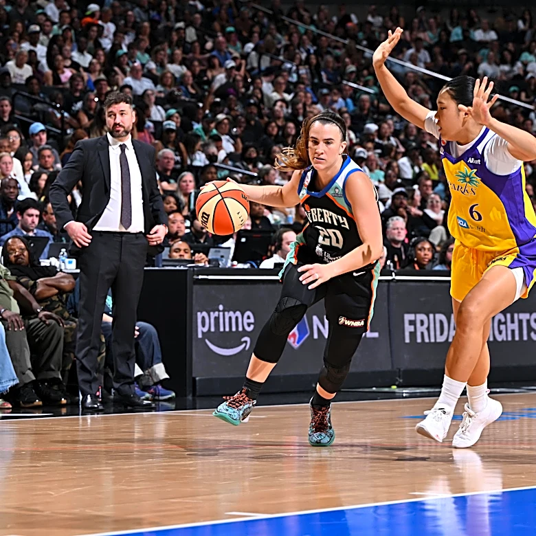 New York Liberty survive near-disaster, beat Los Angeles Sparks 85-81