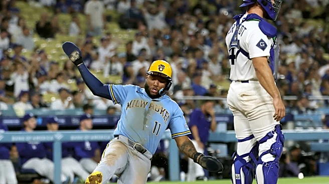 Brewers come alive in ninth, steal 5-4 win over Dodgers