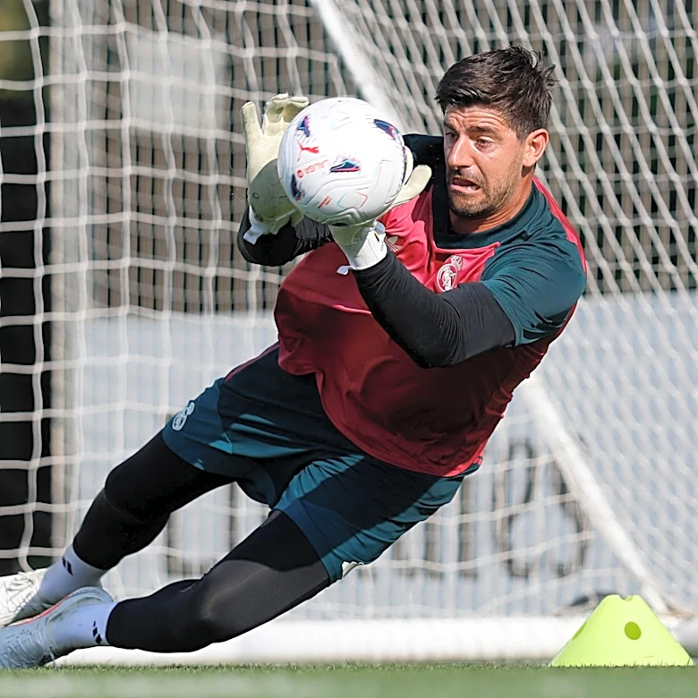 Courtois: “Mourinho is a great coach and I’m happy to be under his guidance again”