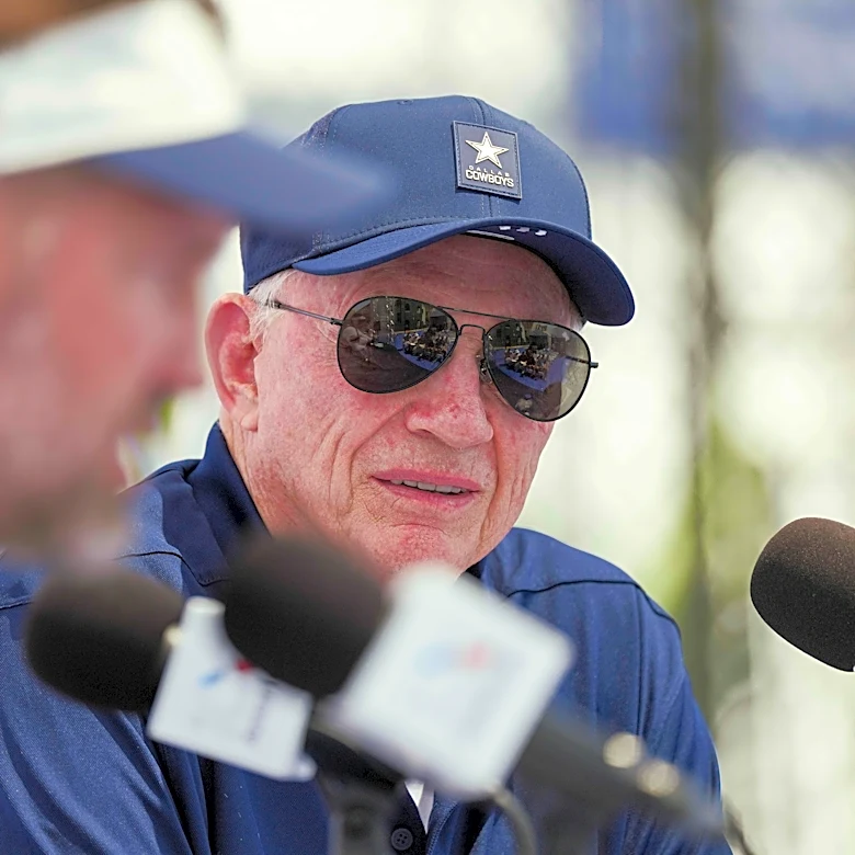 Cowboys news: Jerry Jones talks Parsons trade, current defense