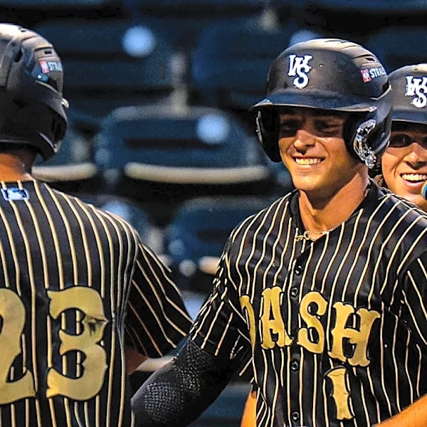 Roch Cholowsky slots in as MiLB’s No. 11 prospect in new rankings