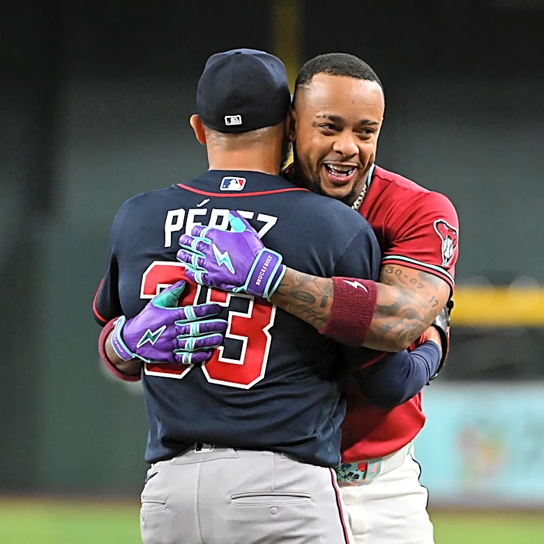 Braves News: Diamondbacks on deck, Robert Suarez update, and more