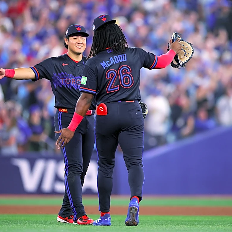 Offense fails to show up in Yanks’ series opener against Jays