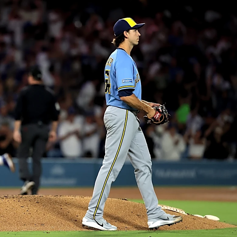 Brewers can’t rally in ninth again, lose to Dodgers, 3-1