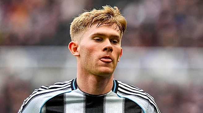 Manchester United Opens Newcastle Talks for Lewis Hall Amid Transfer Push: Breaking