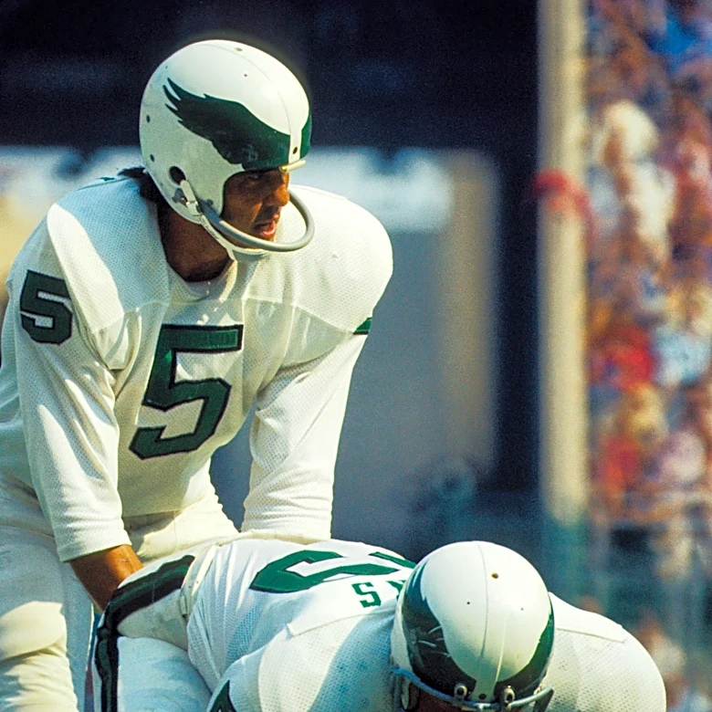 Eagles News: Did Philadelphia tease a new (old) helmet?
