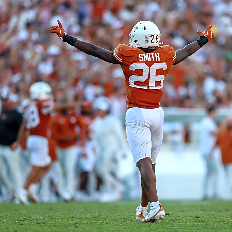 Texas LB Ty’Anthony Smith did not participate in Saturday’s scrimmage