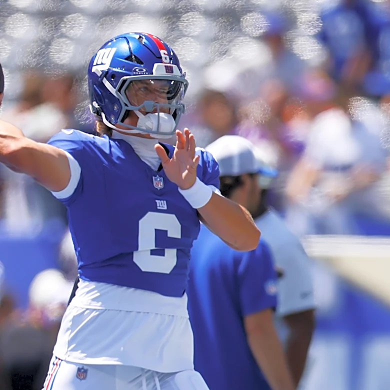 Giants’ QB Jaxson Dart passes concussion test, throws touchdown pass vs. Vikings
