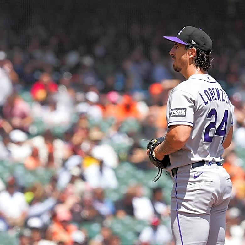 Rockies sunk by one big inning, fall to the Giants 7-1