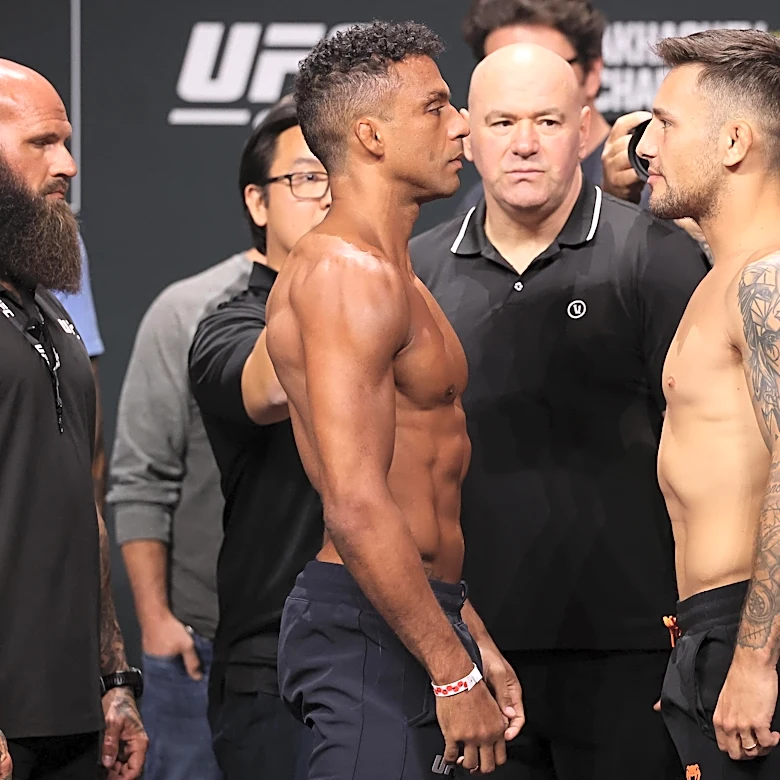UFC 330 live blog: Edson Barboza vs. Esteban Ribovics