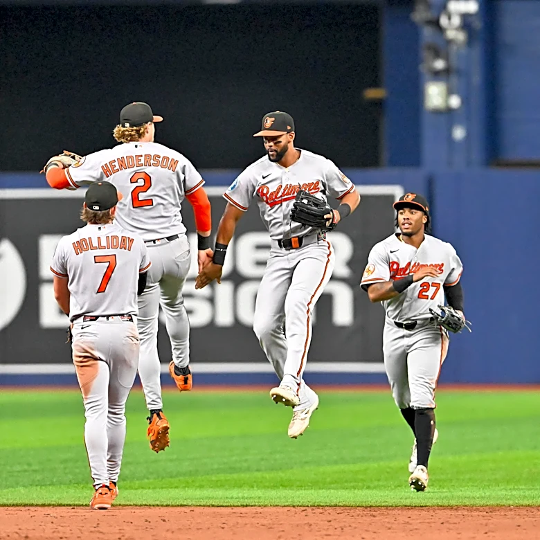 Orioles defeat Baker, Rays in extra innings 4-3