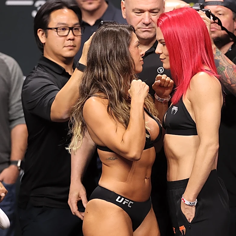 UFC 330 live blog: Mackenzie Dern vs. Gillian Robertson
