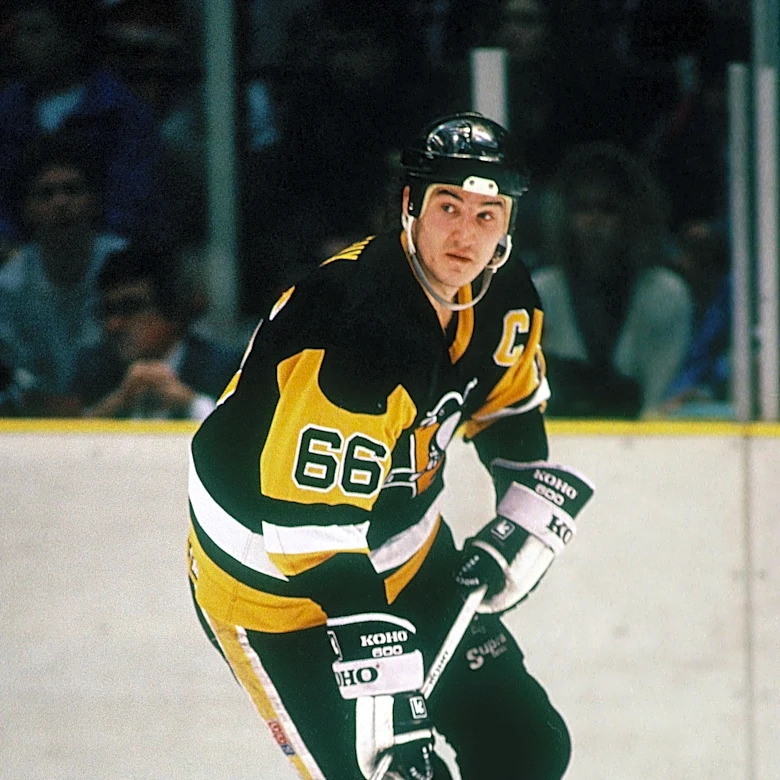 Mario Lemieux killing penalties