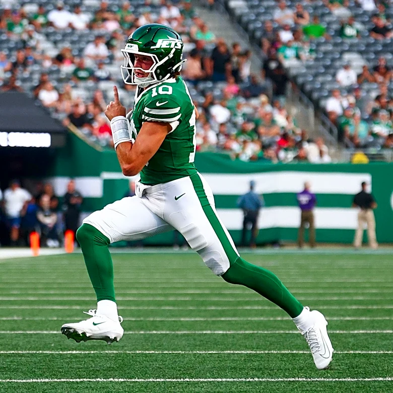 New York Jets News: Cade Klubnik’s debut was a success