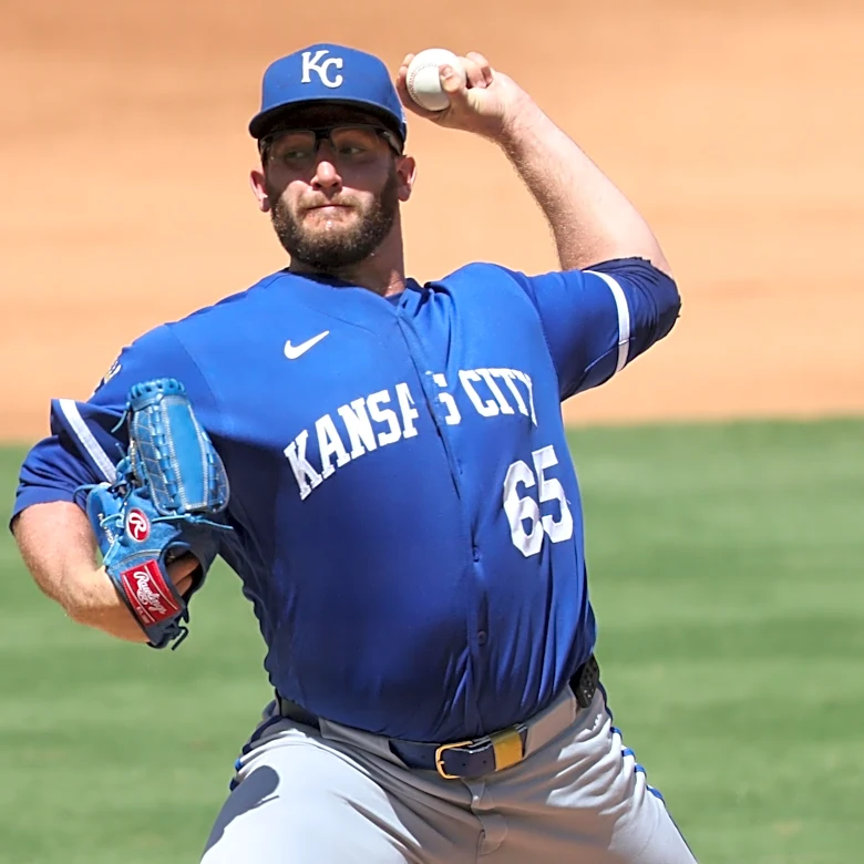 Cameron dazzles again as Royals shut out Angels to win series