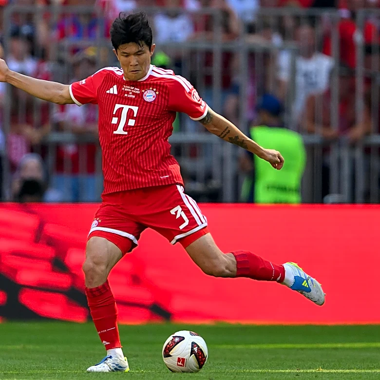 Bayern Munich News: Kim Min-jae not likely to consider Manchester United interest; Endrick out at Real Madrid?; and MORE!