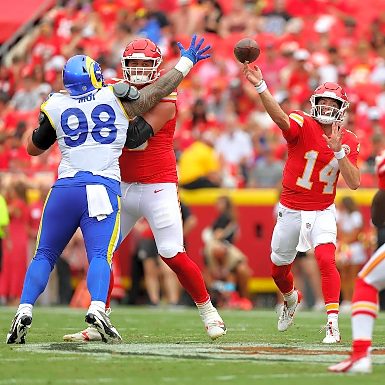 Chiefs News: Garrett Nussmeier makes a good impression in NFL debut