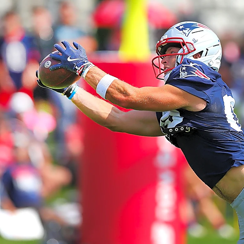 Efton Chism making sure wide receiver decisions will be difficult for Patriots