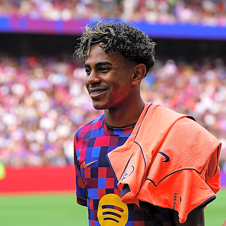 Lamine Yamal pokes fun at Barcelona team-mates Pedri and Gavi after World Cup haircuts