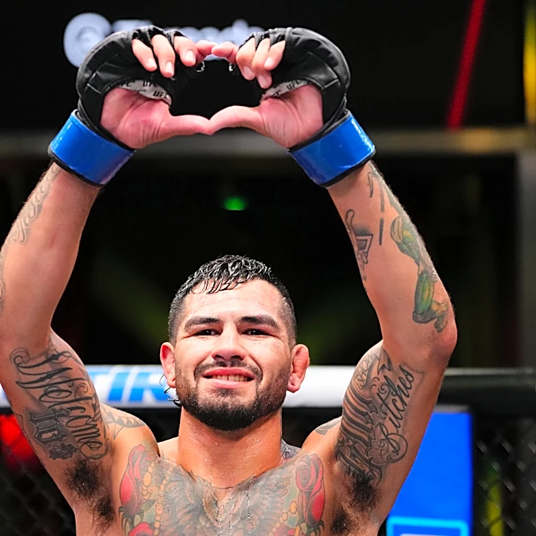 Updated UFC Sacramento fight card, Paramount+ start time, date and location | Hernandez vs. Rodrigues