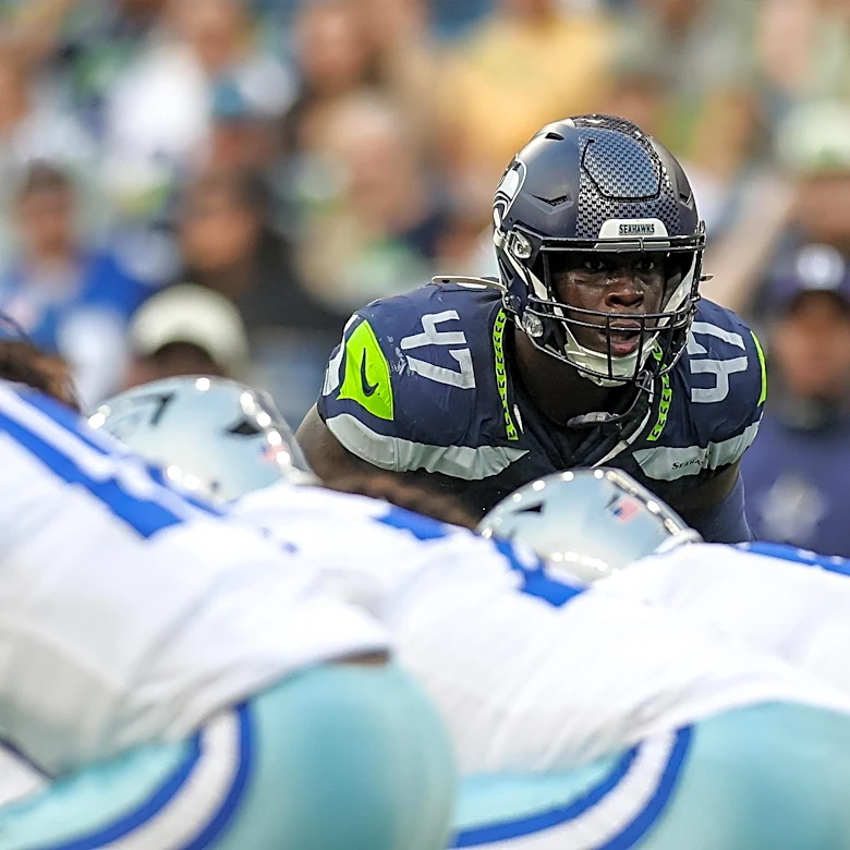 Trouble in the trenches halts Seahawks in preseason opener