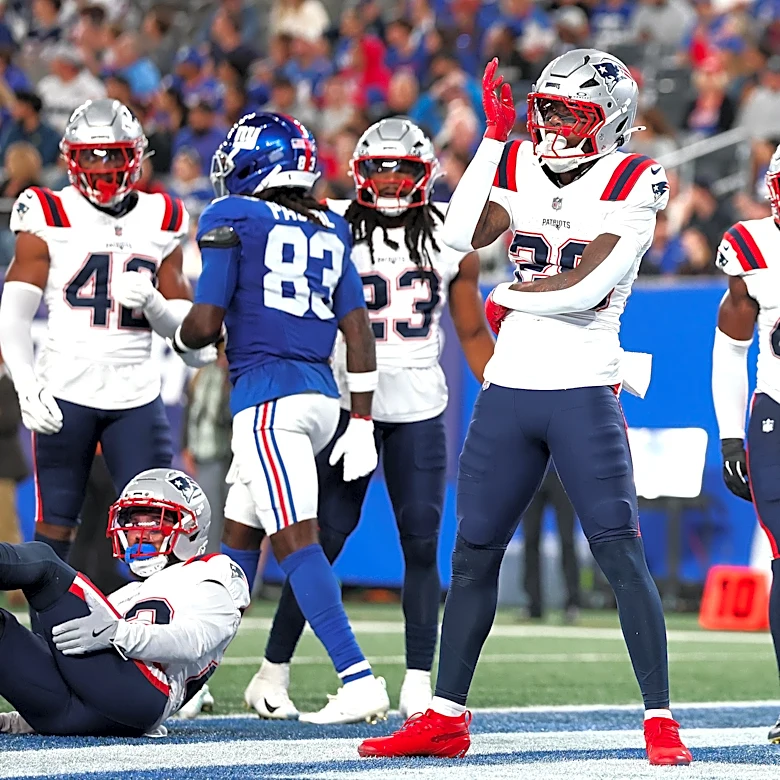 Eagles sign cornerback, cut Hollin Pierce