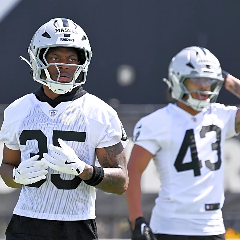 Las Vegas Raiders training camp stars Hezekiah Masses, Malik Benson face significant tests in Houston Texans joint practices