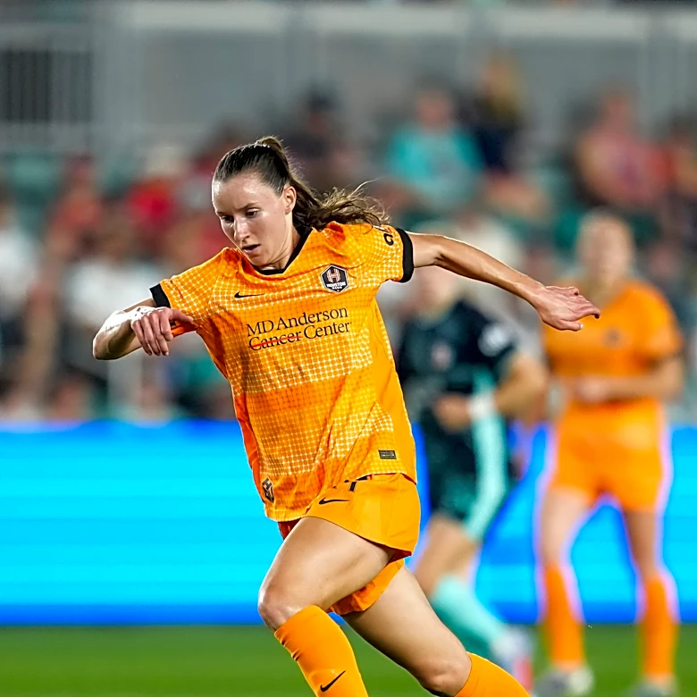 Houston Dash Transfer Midfielder Emina Ekić to Parma Calcio 1913 of Serie A of Italy
