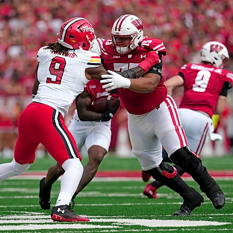 Badgers starting guard remains out after offseason procedure