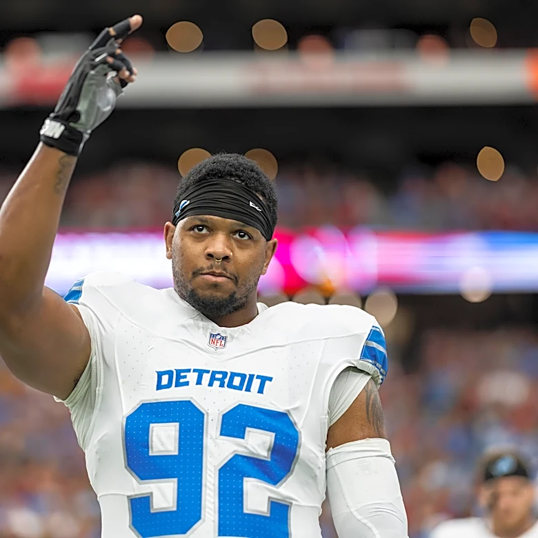 Report – Chicago Bears Expected to Sign Marcus Davenport