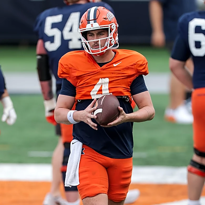 Illinois finds itself outside of AP Top 25 preseason poll