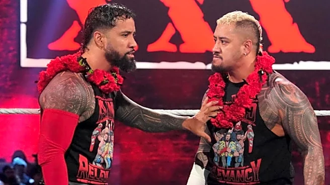 Jey Uso delivering Solo Sikoa to Roman Reigns is a DoorDash dream