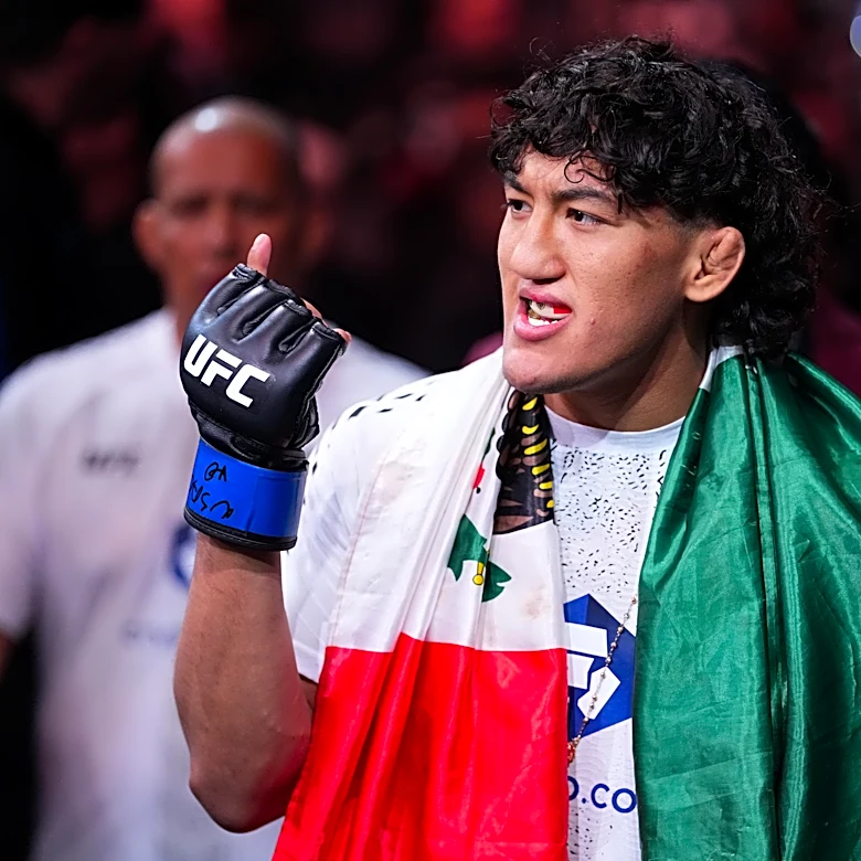 Raul Rosas Jr. vs. Raoni Barcelos headlines UFC Vegas 121 on Sept. 26
